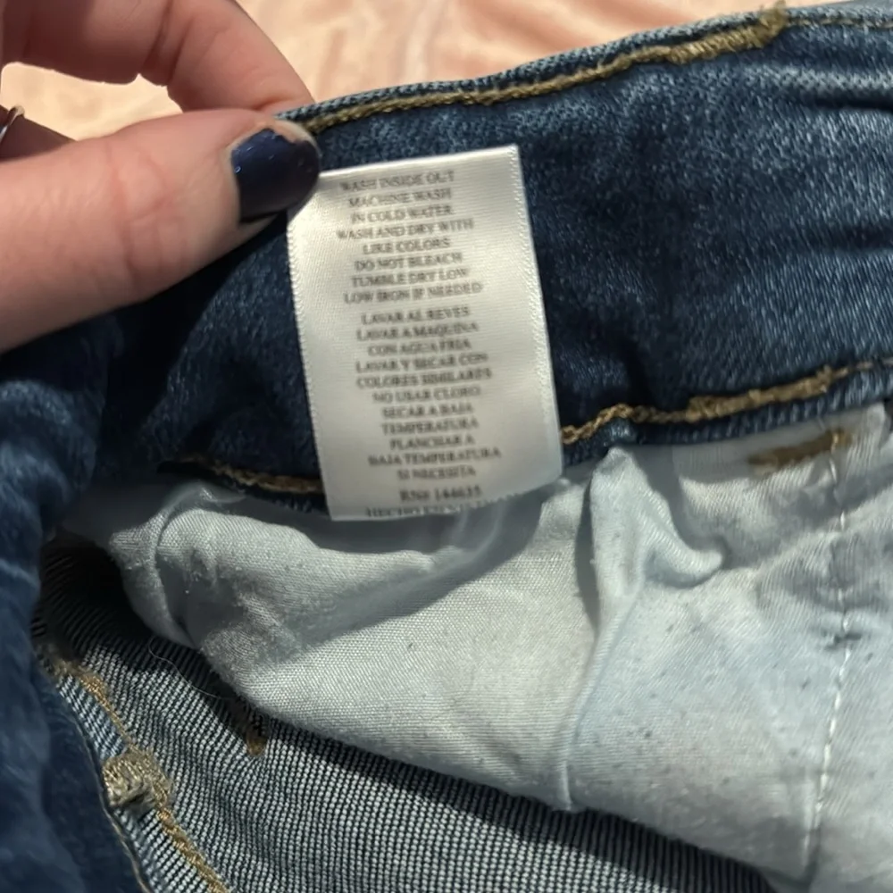 Distressed Hem Skinny Jeans - Picture 6 of 6